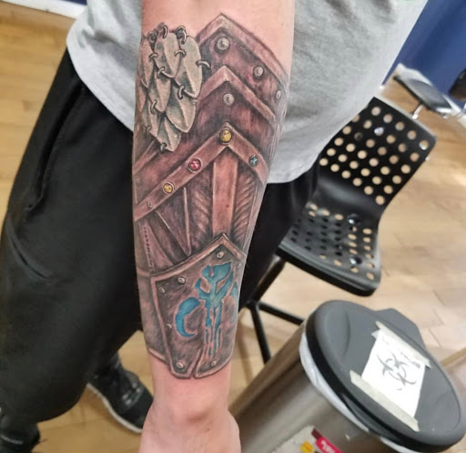 Tattoo Shop «Rose Red Tattoo & Permanent Makeup», reviews and photos, 3138 Rogers Ave, Ellicott City, MD 21043, USA