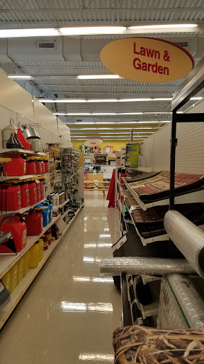 Hardware Store «Town & Country Hardware», reviews and photos, 910 Gateway Commons Cir, Wake Forest, NC 27587, USA