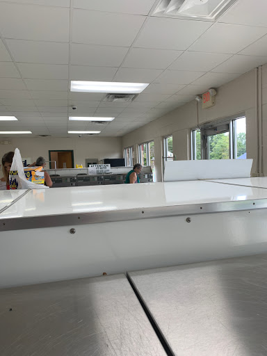 Laundromat «Extreme Clean Laundry-Car Wash», reviews and photos, 3380 OH-125, Bethel, OH 45106, USA