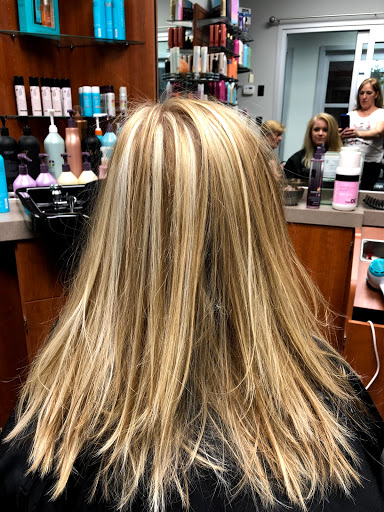 Hair Salon «Hair Professionals Salon/Spa», reviews and photos, 3035 White Bear Ave, Maplewood, MN 55109, USA