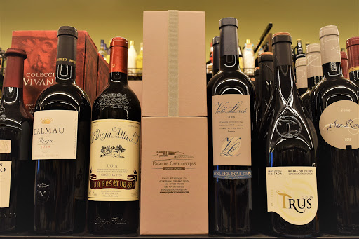 Liquor Store «Grove Liquors», reviews and photos, 2969 McDonald St, Coconut Grove, FL 33133, USA