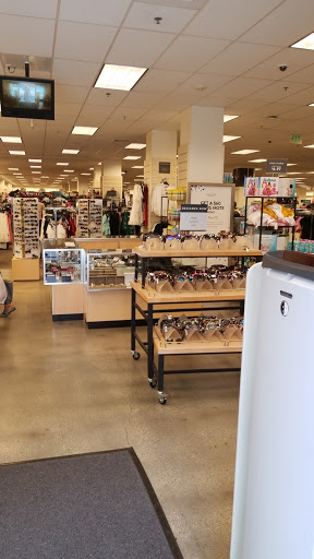 Department Store «Nordstrom Rack Beverly Connection», reviews and photos, 100 N La Cienega Blvd, Los Angeles, CA 90048, USA