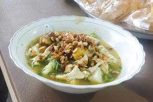 Warung Makan Taman Sari image