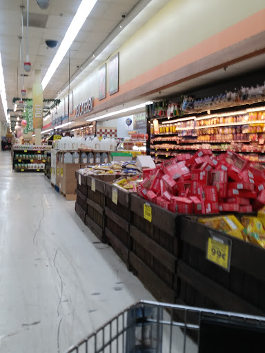 Supermarket «Superfresh Food World», reviews and photos, 115 Belmont Ave, Belleville, NJ 07109, USA