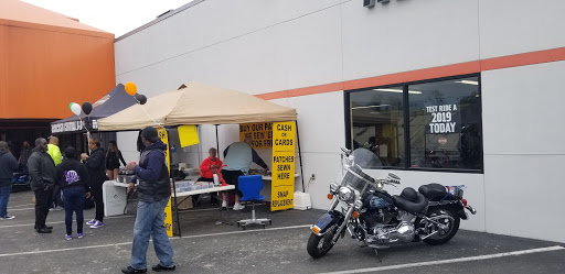 Harley-Davidson Dealer «Mancuso Harley-Davidson Central», reviews and photos, 535 N Loop W Fwy, Houston, TX 77018, USA