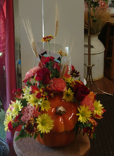 Florist «Tip Top Florist & Gifts», reviews and photos, 140 Memory Plz, Whiteville, NC 28472, USA