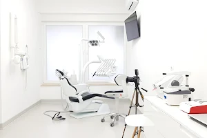 Dentalus - Dental Center image