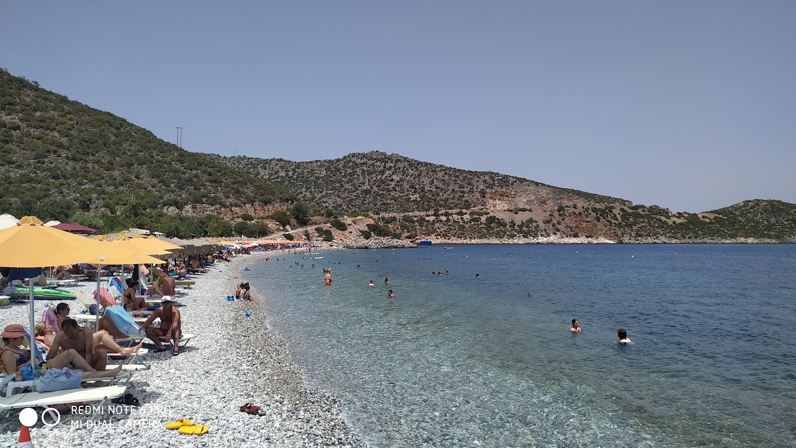 Foto af Kryoneri beach og bosættelsen