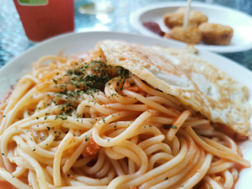 拉亞漢堡-三峽中華