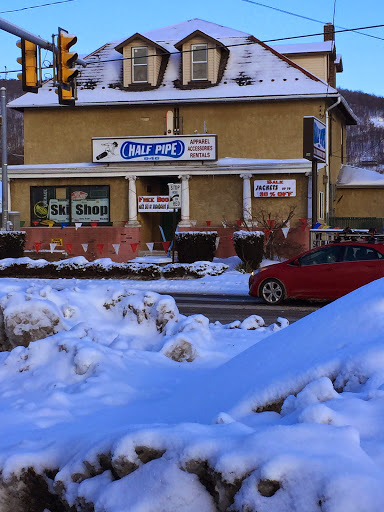 Ski Shop «HalfPipe946», reviews and photos, 3982 Mountain View Dr, Danielsville, PA 18038, USA