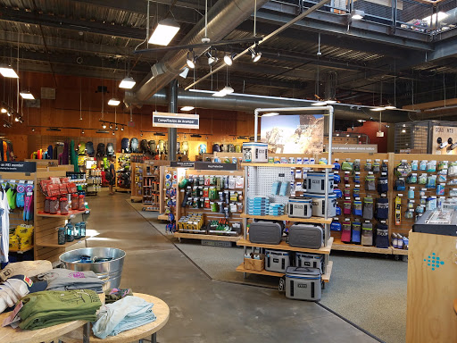 Camping Store «REI», reviews and photos, 22 Chapel View Blvd, Cranston, RI 02920, USA