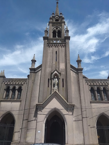 Opiniones de Parroquia Nuestra Señora de la Paz en Las Piedras - Iglesia