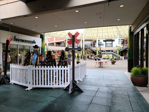 Shopping Mall «Redmond Town Center», reviews and photos, 7525 166th Ave NE, Redmond, WA 98052, USA