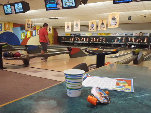 Bowling Alley «Chelsea Lanes Inc», reviews and photos, 1180 S Main St, Chelsea, MI 48118, USA