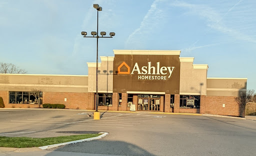 Furniture Store «Ashley HomeStore», reviews and photos, 4725 Dressler Rd NW, Canton, OH 44718, USA