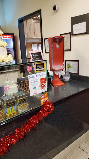 Ice Cream Shop «Cold Stone Creamery», reviews and photos, 9230 7th Ave, Norfolk, VA 23511, USA