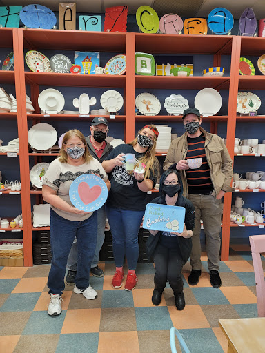 Art School «Pottery Creations», reviews and photos, 105 Maple St, Wyandotte, MI 48192, USA