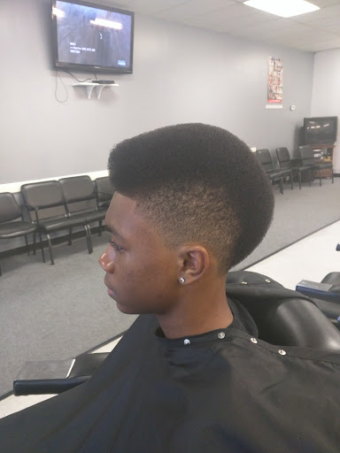 Barber Shop «Top of the Line Barbershop», reviews and photos, 2280 Golden Gate Dr, Greensboro, NC 27405, USA