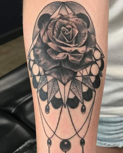 Tattoo Shop «Alter Ego Tattoo», reviews and photos, 7212 Kingston Pike, Knoxville, TN 37919, USA