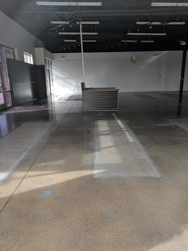 Pet Supply Store «Pet Club Tolleson», reviews and photos, 9897 W McDowell Rd, Tolleson, AZ 85353, USA