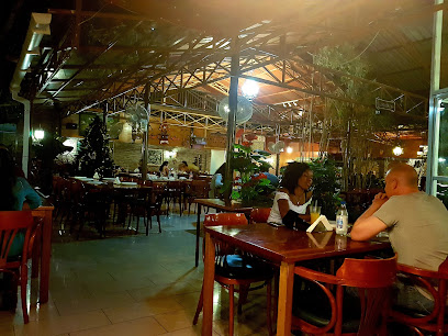 Restaurant Sarinah - Verlengde Gemenelandsweg 187, Paramaribo, Suriname