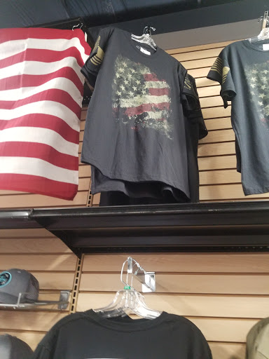 Shopping Mall «Butler Outlet Mall», reviews and photos, 2529 KY-227, Carrollton, KY 41008, USA