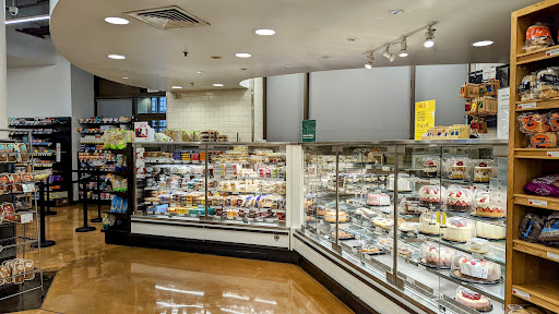 Grocery Store «Whole Foods Market», reviews and photos, 250 7th Ave, New York, NY 10001, USA