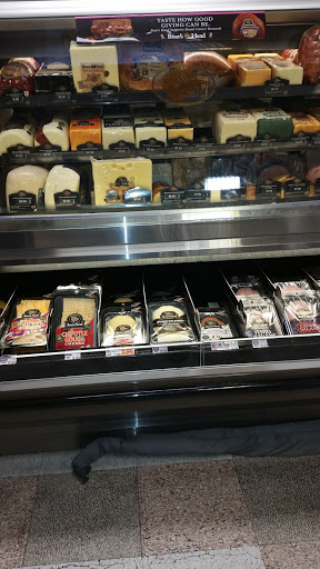 Grocery Store «Kroger», reviews and photos, 31 Midway St, Bristol, VA 24201, USA