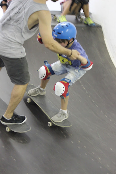 Skate4Fun 1140, Skateboardkurse, Private Skatehalle