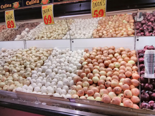 Grocery Store «Fresh Farms», reviews and photos, 20 S Milwaukee Ave, Wheeling, IL 60090, USA