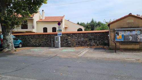 RÉVÉO Charging Station à Caudiès-de-Fenouillèdes