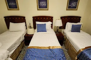 Manar Al Eiman Hotel image