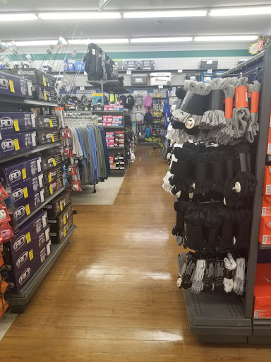 Sporting Goods Store «Big 5 Sporting Goods», reviews and photos, 16900 San Fernando Mission Blvd, Granada Hills, CA 91344, USA