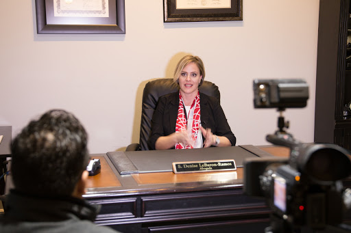 Law Firm «ABOGADA DENISE RAMOS Casos de Inmigracion y familiares en Kansas City», reviews and photos