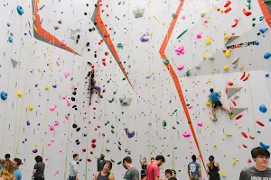 High Point Climbing and Fitness - Mid City image