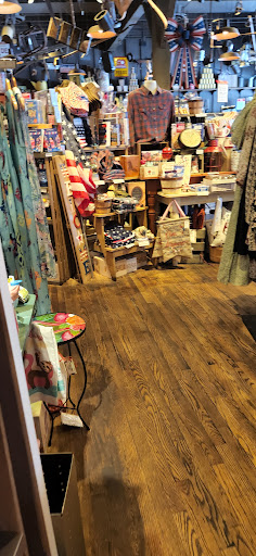 American Restaurant «Cracker Barrel Old Country Store», reviews and photos, 18531 N Creek Dr, Tinley Park, IL 60477, USA