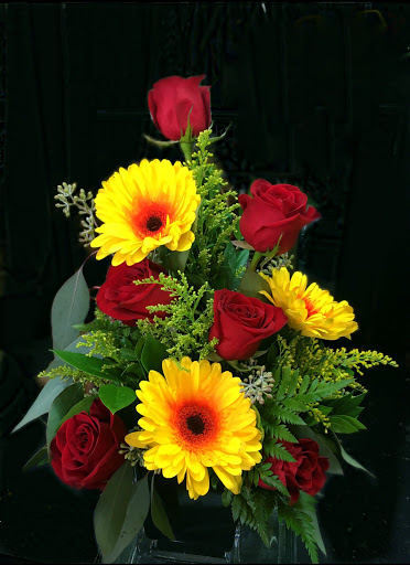 Florist «D & L Roses», reviews and photos, 7280 N Blackstone Ave, Pinedale, CA 93650, USA