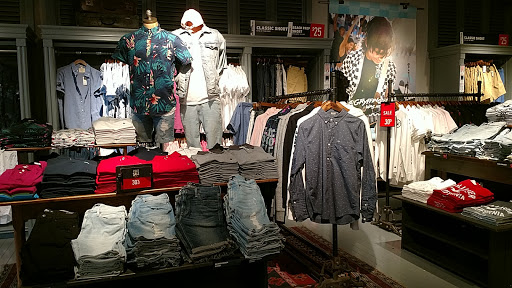 Clothing Store «Hollister Co.», reviews and photos, 160 N Gulph Rd #2045, King of Prussia, PA 19406, USA