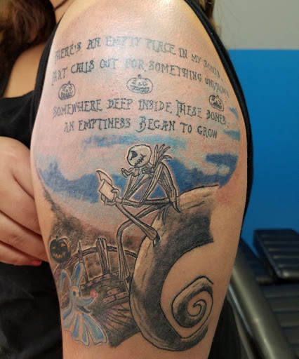 Explore mom memorial tattoo ideas, creative tattoo ideas in Kearney, available at Babalus Professional Tattoo Studio