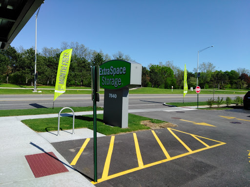 Storage Facility «Extra Space Storage», reviews and photos, 7540 McCormick Blvd, Skokie, IL 60076, USA