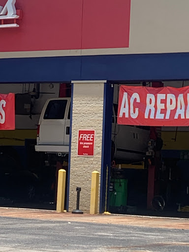 Auto Parts Store «Pep Boys Auto Service & Tire», reviews and photos, 13015 Seminole Blvd Suite 1, Largo, FL 33778, USA