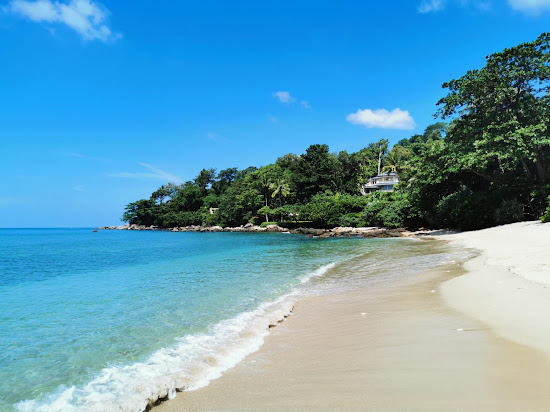 Plage de l'île de Naka
