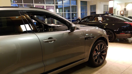 Land Rover Dealer «Jaguar Land Rover Newport Beach», reviews and photos, 1540 Jamboree Rd, Newport Beach, CA 92660, USA