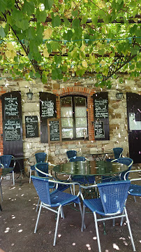 Atmosphère du Restaurant La Sardine sous la vigne à Les Vans - n°5