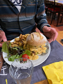 Hamburger du Restaurant L'Ardoise - Cuisine Libre à Salles-d'Aude - n°2