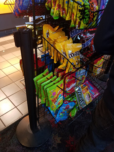 Movie Theater «Regal Cinemas Cascade 16 IMAX & RPX», reviews and photos, 1101 SE 160th Ave, Vancouver, WA 98683, USA