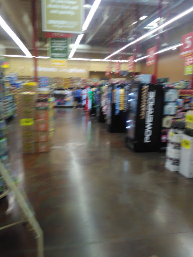 Grocery Store «Grocery Outlet Bargain Market», reviews and photos, 355 N Citrus Ave, Azusa, CA 91702, USA