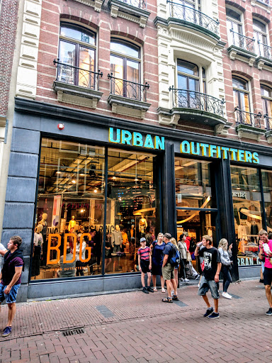 Winkels kopen streetwear Amsterdam