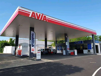 AVIA STATION SERVICES à Montchanin