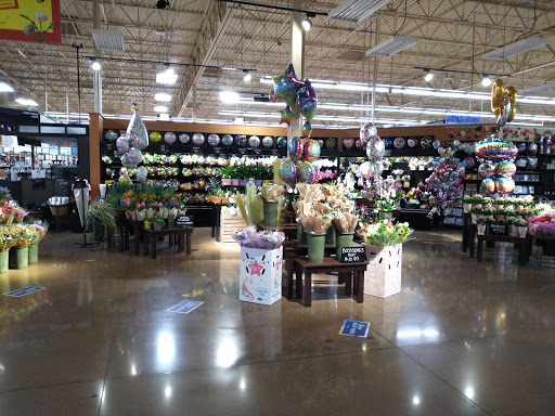 Grocery Store «Kroger Marketplace», reviews and photos, 130 Pavilion Pkwy, Newport, KY 41071, USA